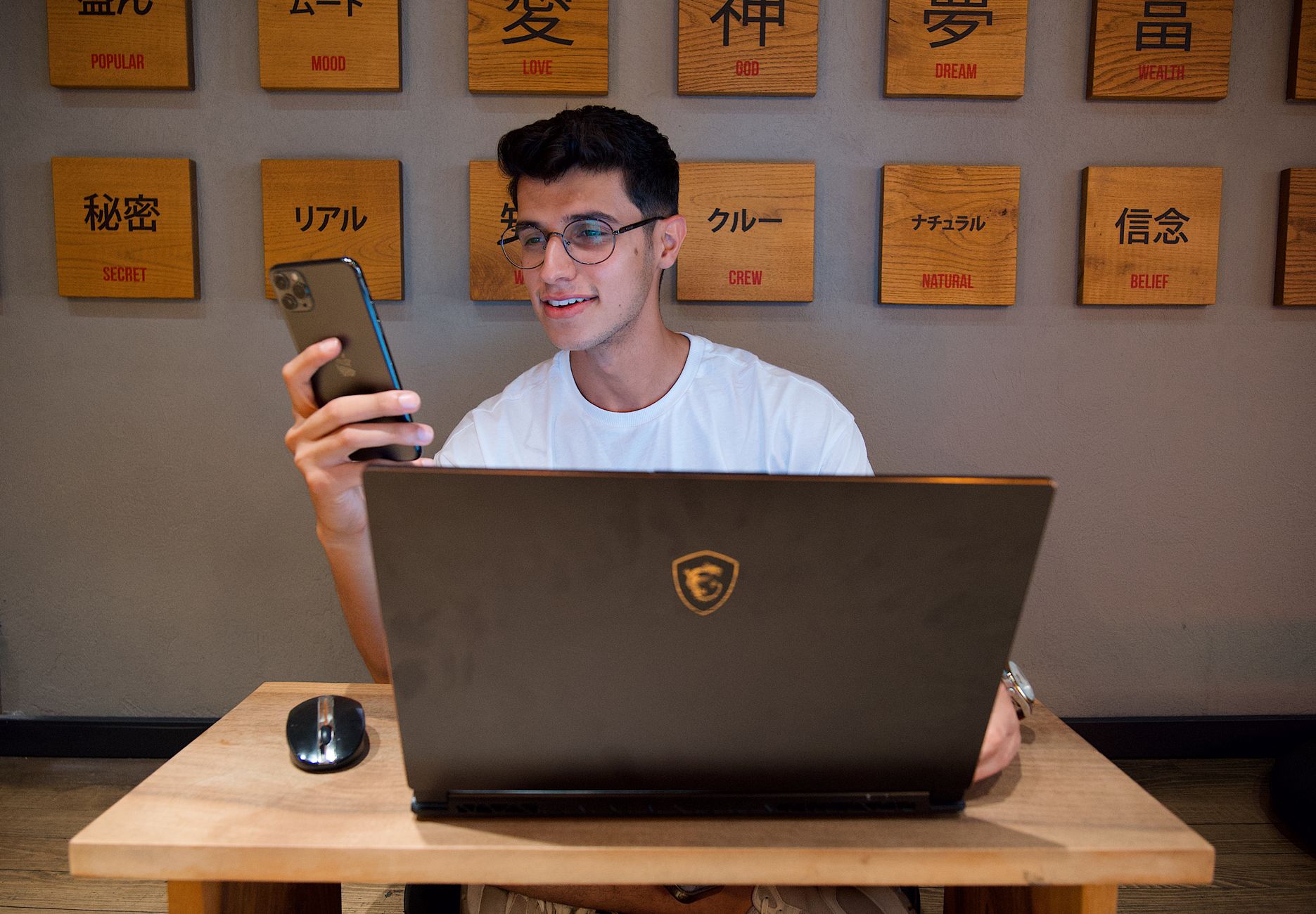 Penerapan Deep Work Cara Bekerja Lebih Fokus Tanpa Gangguan Multitasking Penerapan Deep Work: Cara Bekerja Lebih Fokus Tanpa Gangguan Multitasking